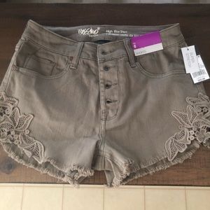 Target size 6 shorts - NWT